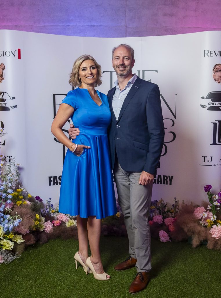 IV. The Fashion Show & POP UP