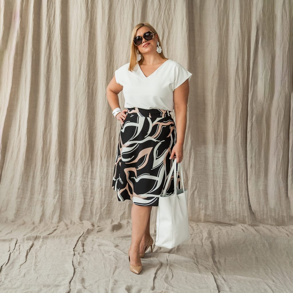 A-line skirt black pattern