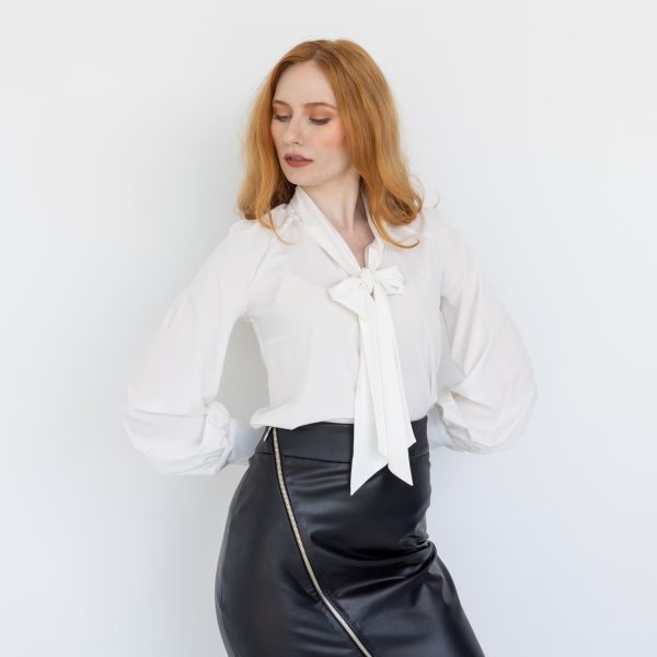 Modena elegant vegan-leather skirt