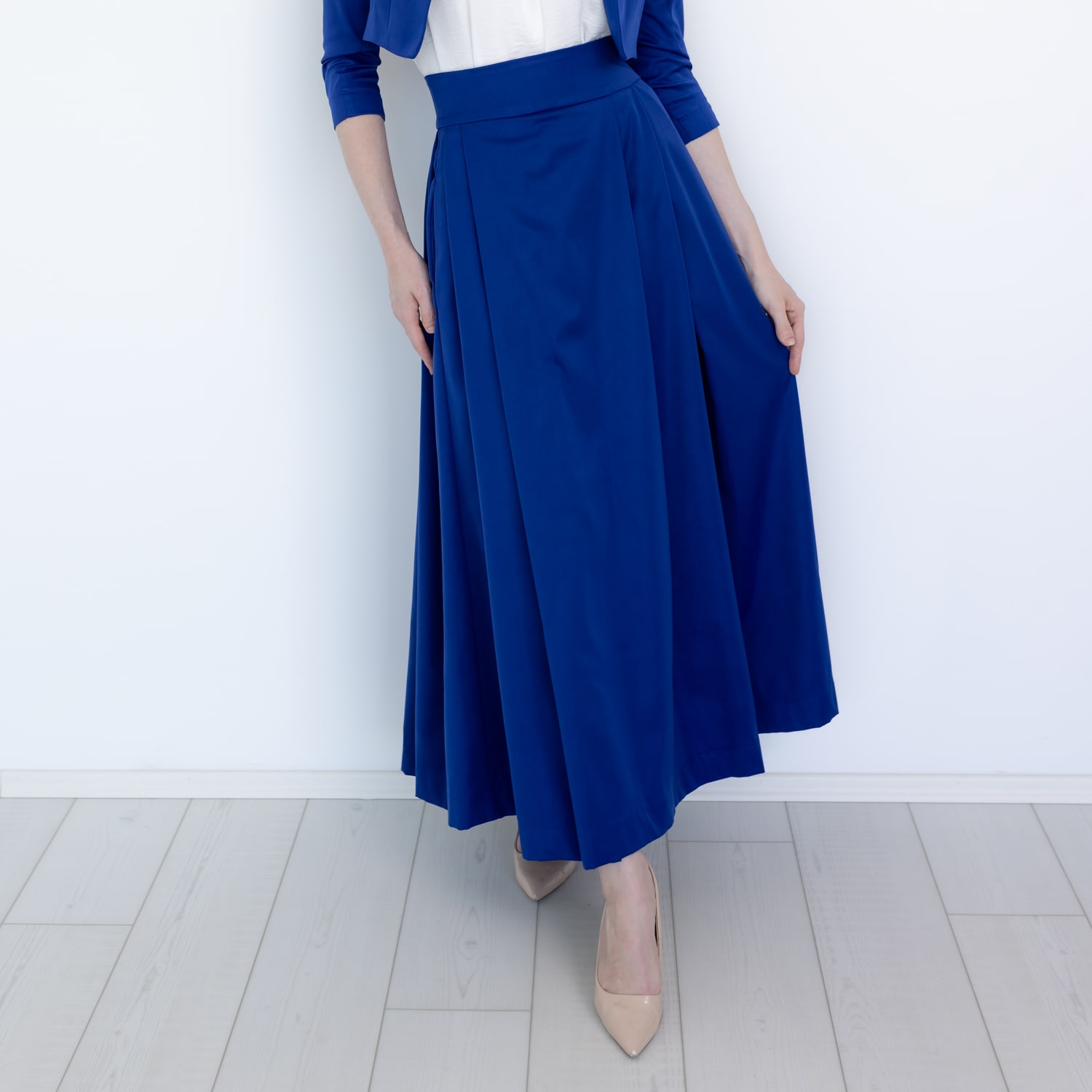 Suzy elegant maxi skirt