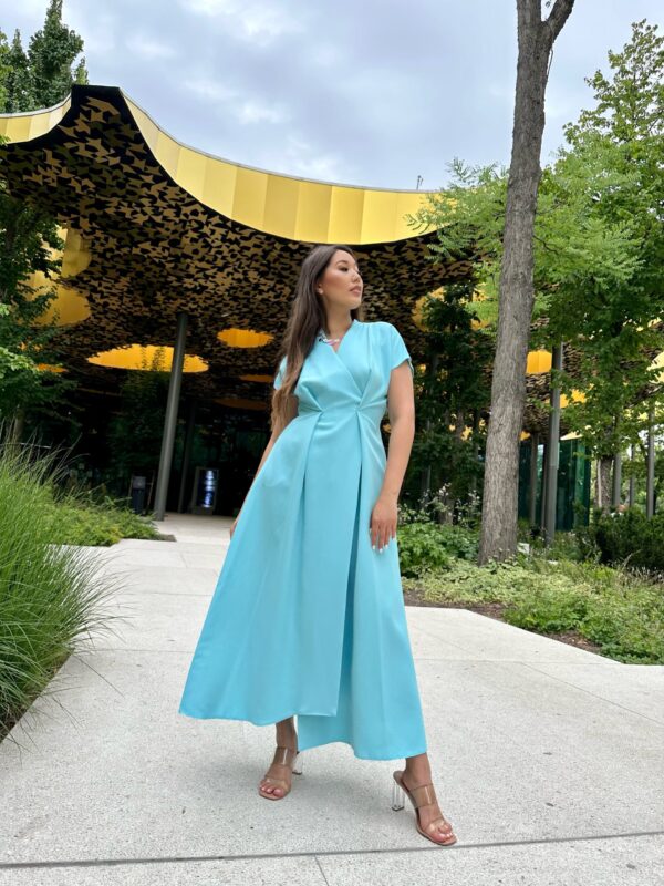 Lightweight fabric maxi Georgia dress with folded waist and V-neckline